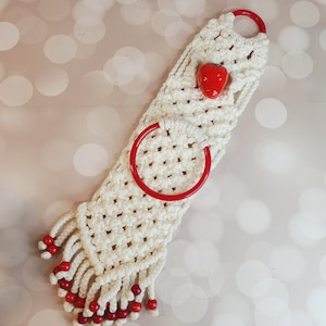 Vintage Macramé Strawberry Towel Ring