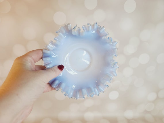 ヴィンテージ　ガラス　フリル　ボウル ヴィンテージガラスボウル、フリルエッジ - Etsy 日本