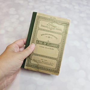 Antique A Dog of Flanders Book, 1938