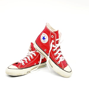 Vintage 1990's Deadstock Red CONVERSE CHUCK TAYLOR Lo-top Vintage 1990's Deadstock Red CONVERSE CHUCK TAYLOR Lo-top