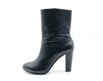 Y2K Banana Republic Black Leather Ankle Boots