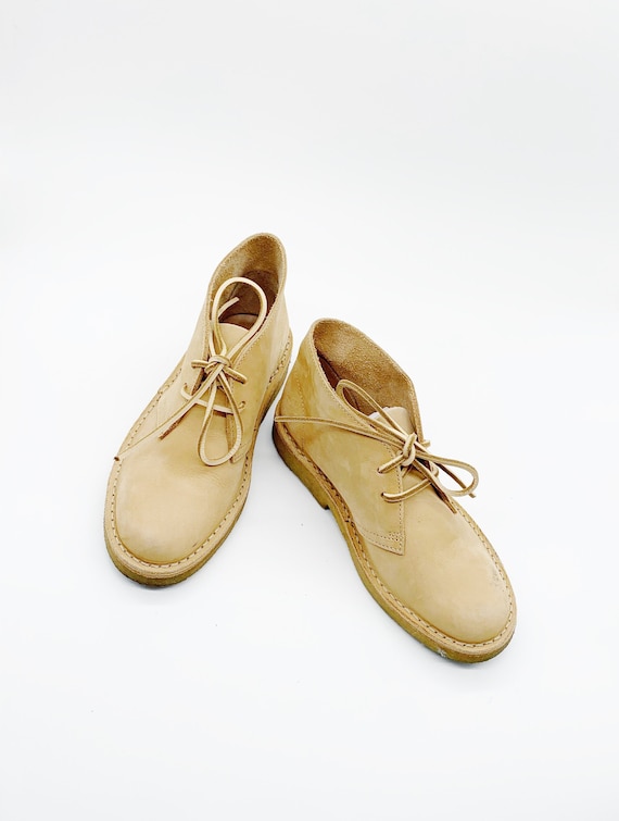 Vintage Clarks Originals Women Chukka Boots Desert