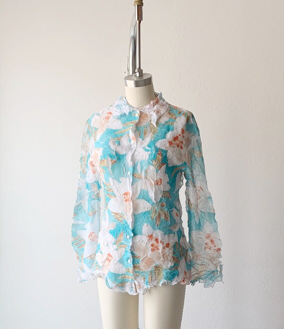 Vintage y2k 2000s button Gem