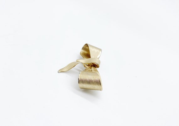 Vintage 1940s Gold Bow Tie Pin - image 3