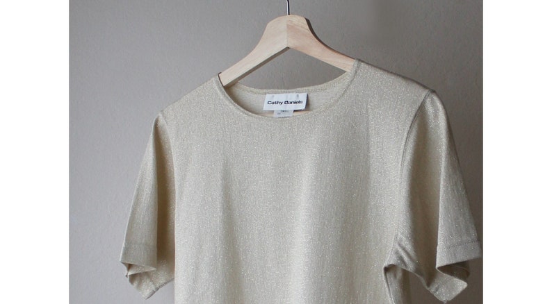 Vintage Gold Glitter Pull Over Short Sleeves Top