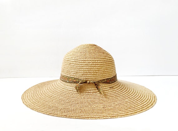 Vintage Wide Brimmed Straw Hat