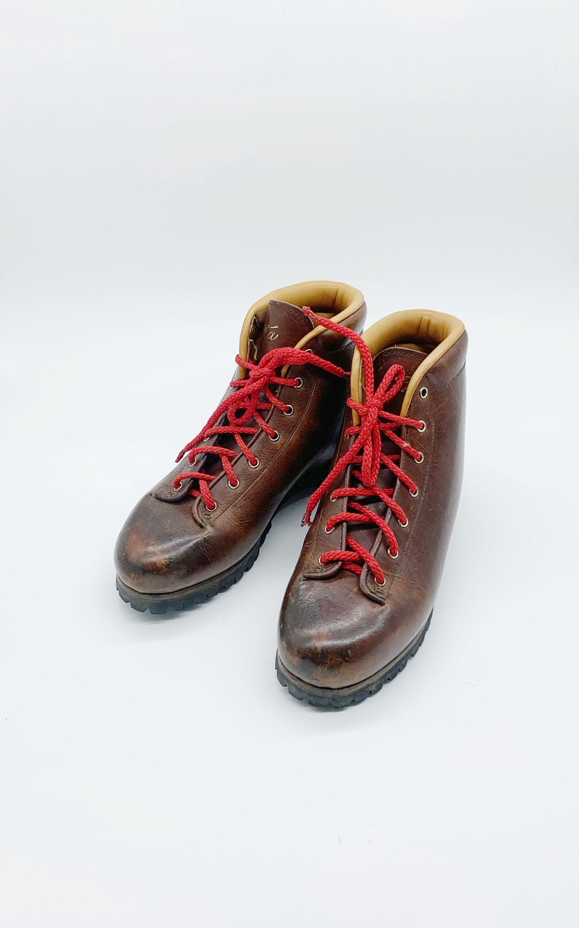 Vasque Men\'s Dark Brown Boots with Red Laces Vintage Vasque Red Lace HIKING BOOTS Suede Leather  main image 3