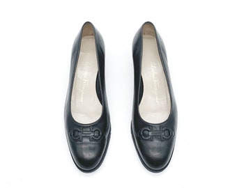 Vintage Salvatore Ferragamo Black Leather Slip On Flat Shoes