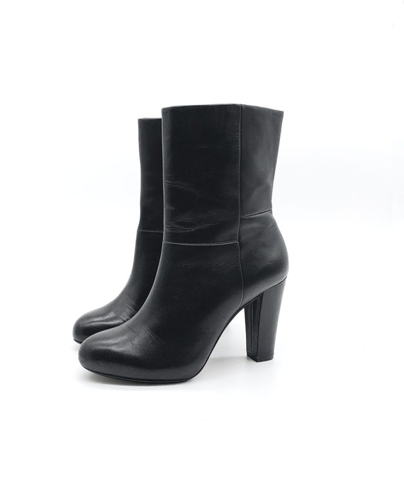 Y2K Banana Republic Black Leather Ankle Boots