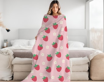 Strawberries and Daisies Velveteen Plush Blanket, Gift for her, Birthday gift, Cute blanket, Soft Blanket, Fruit Pattern Soft Blanket,
