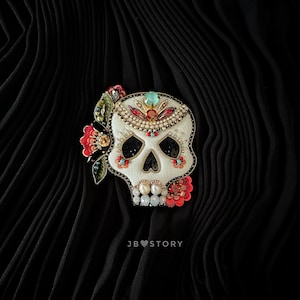 Sugar Skull Brooch - Perfect for All Saints&#39; Day Celebrations and Halloween Fans