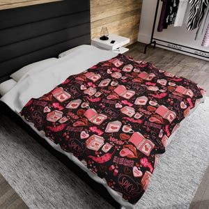 Plush Blanket Gift for Romance Readers Bookish Gift for Her Spicy Book Blanket Smut Book Decor Gift for Home Library Cute Reading Blanket