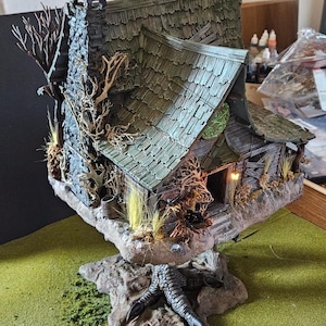 Baba Yaga’s Hut Small