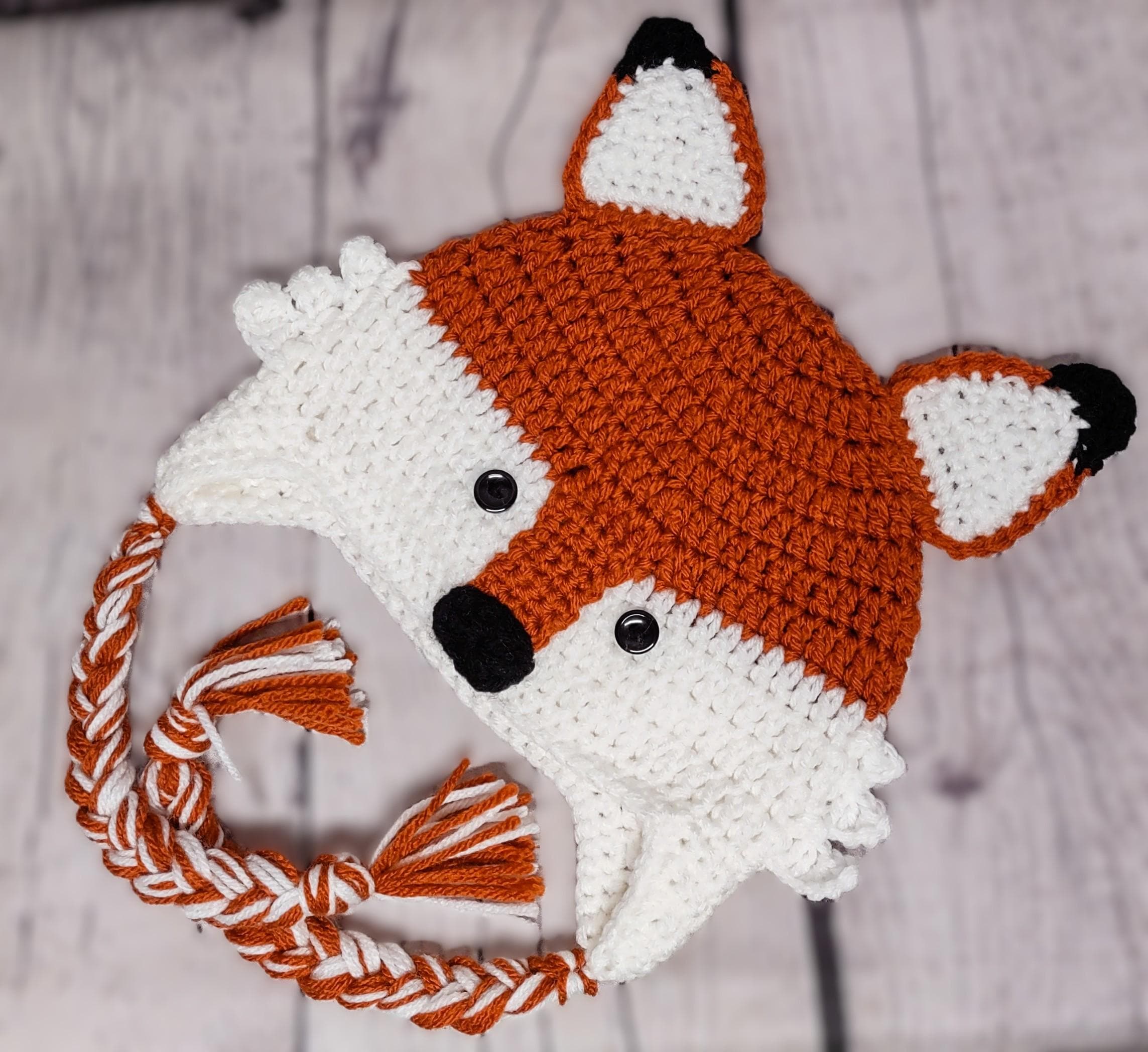 VINTAGE RED FOX HAT - Hand weave Rusty Fox Knit Hat, Orange – The Blueberry Hill main image 4