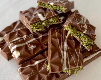 2 Dubai Chocolate Bars - Pistachio and Kunafa Filling