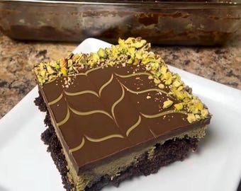 Dubai Pistachio Chocolate Cake