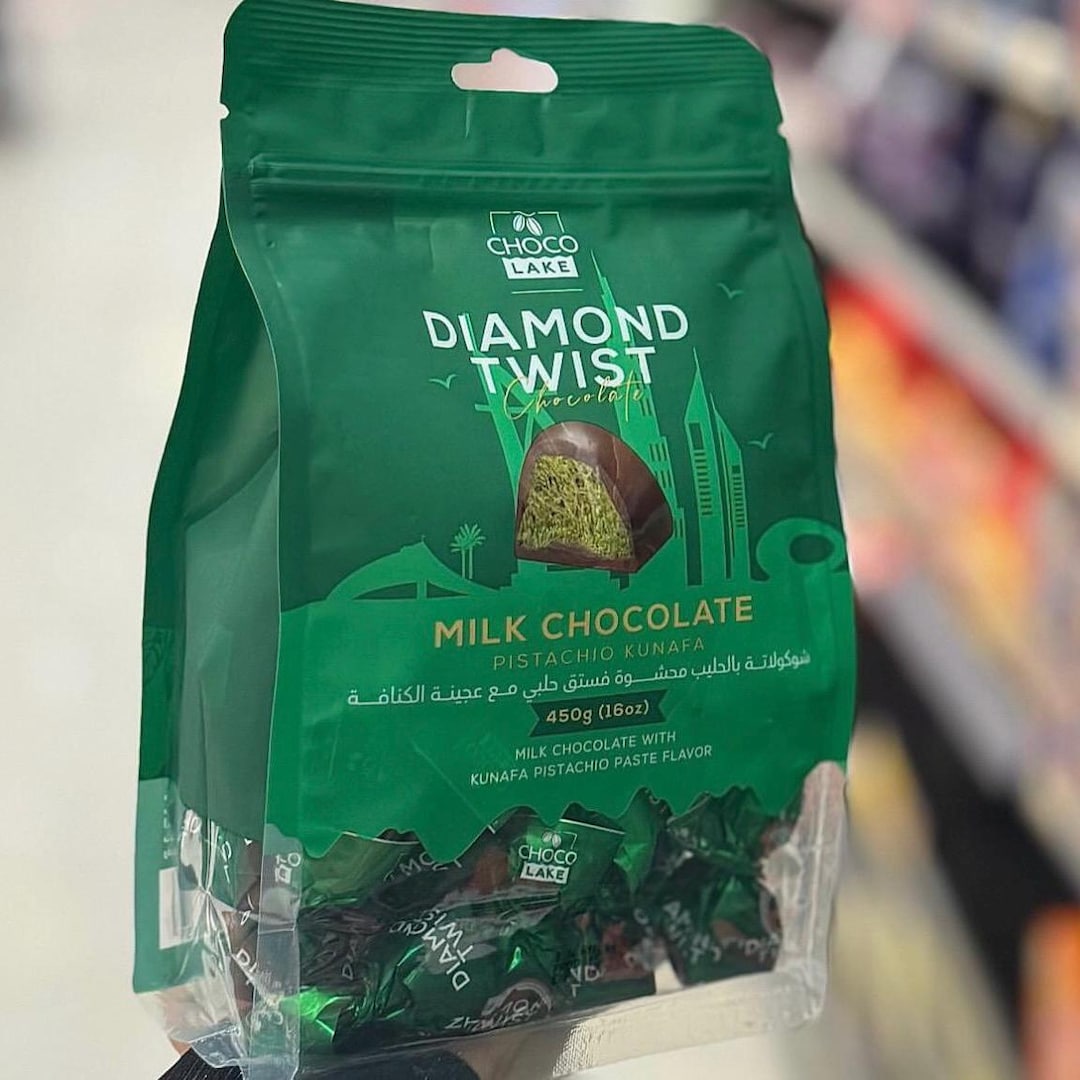 菓子 DIAMOND TWIST KUNFA PISTACHIO 450g ChocoLakeDiamondTwist450g_gran