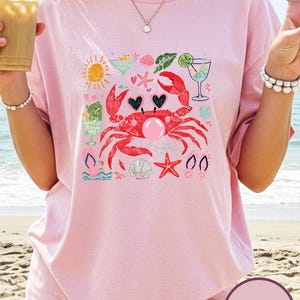 Comfort Colors Summer Crab T-Shirt, Crab Coastal Life Graphic Top, Beach Vibes Nautical Shirt, Summer Vacation Gift, Beach Life Top