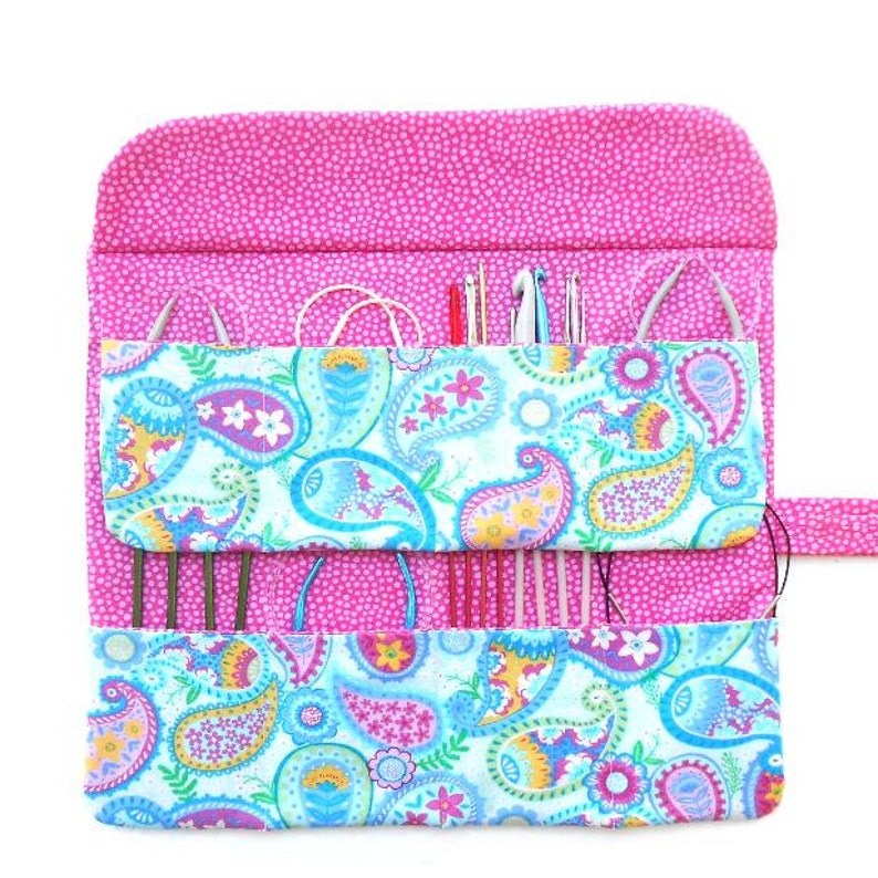 Paisley Circular Knitting Needle Case Artist or Makeup Brush Holder 8 Pockets