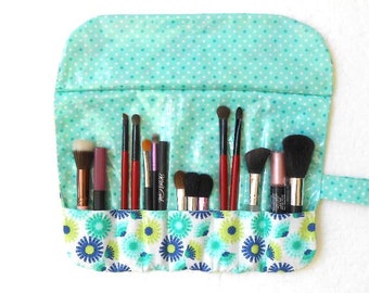 Easy to Clean Turquoise Floral Makeup Brush Holder With 7 Pockets, Wipe Clean Clear Vinyl Overlay, Travel Cosmetic Brush Roll Up