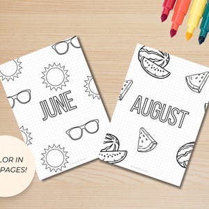 以下が含まれることがあります： 6月と8月の2つの印刷可能な塗り絵ページ。6月のページにはサングラスと太陽が描かれており、8月のページにはスイカが描かれています。両方のページには点線の背景があります。