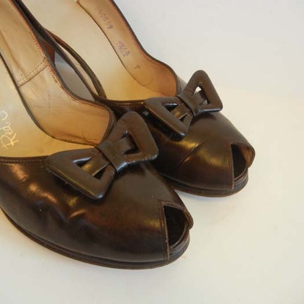 40s shoes / Vintage 1940's Chocolate Brown Peeptoe Heels Shoes