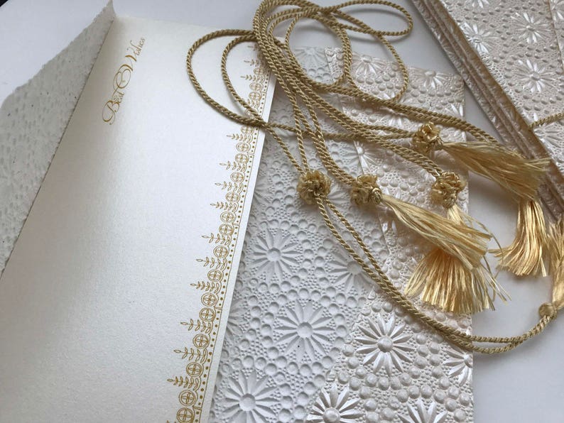 ivory embossed Ivory Set of 4 money envelope Gift Card holder monetary currency purse Wedding Congratulations Card with money folder