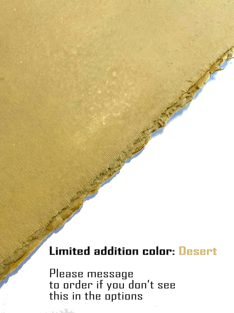 Puede incluir: Primer plano de un trozo de cart&oacute;n marr&oacute;n con un borde desgarrado. El texto "Color de edici&oacute;n limitada: Desierto" est&aacute; impreso en el cart&oacute;n. El texto "Por favor, env&iacute;e un mensaje para ordenar si no ve esta opci&oacute;n" tambi&eacute;n est&aacute; impreso en el cart&oacute;n.