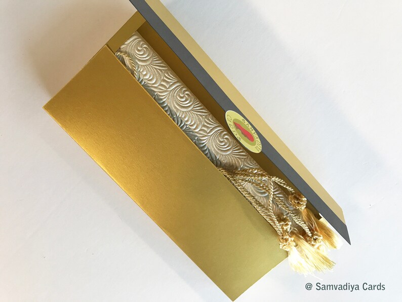 Gift Card holder purse money envelope Set of 4 Wedding Congratulations Card with money folder ivory scroll embossed