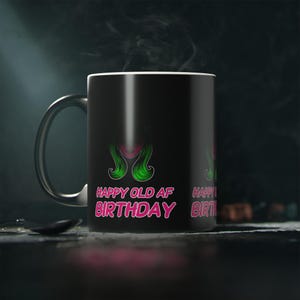 Magische Geburtstagstasse | Comic-Grafik-Skizze-Tasse | Kaffee-Tee-Liebhaber | Hergestellt in Australien