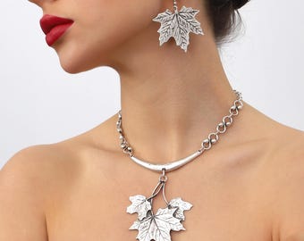 Antic Silver Leaf Jewelry Set: Boho Floral Necklace and Earrings