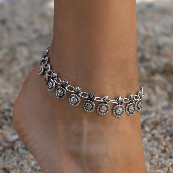 Boho zonnespiraal enkelbandje: antiekzilveren verstelbare strandsieraden