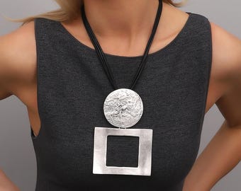 Unique Hammered Circle Pendant Necklace • Antic Style Finish • Bohemian Necklace • Antic Necklace • Gift For Her