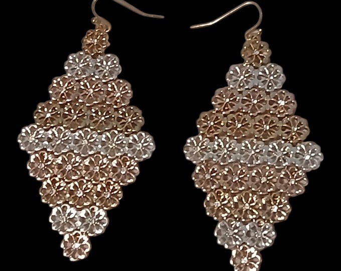 Daisy tricolor statement earrings.