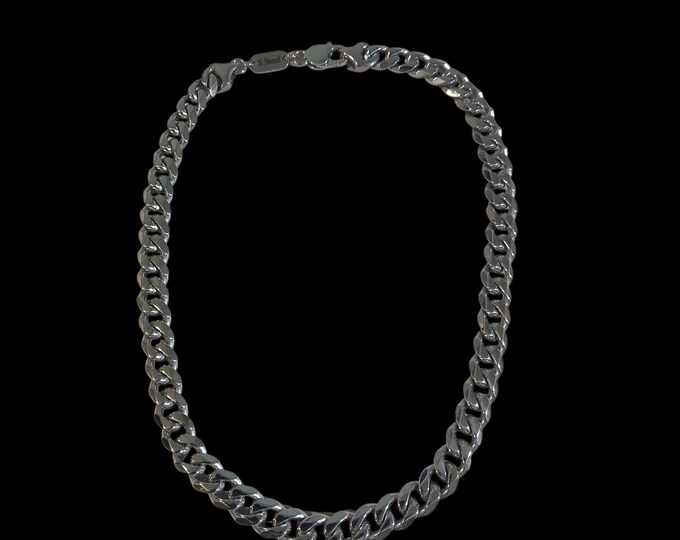 Chunky curb necklace