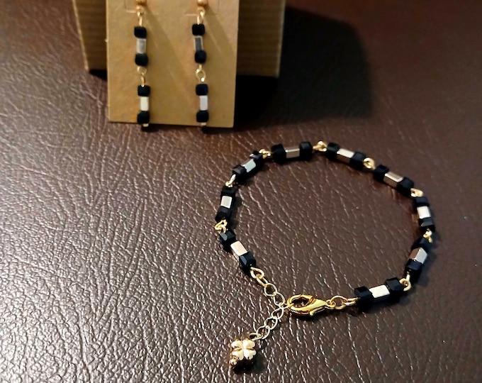 Black and Gold 2 piece set.