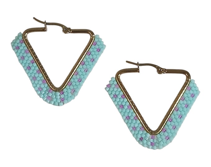 Miyuki triangle hoops