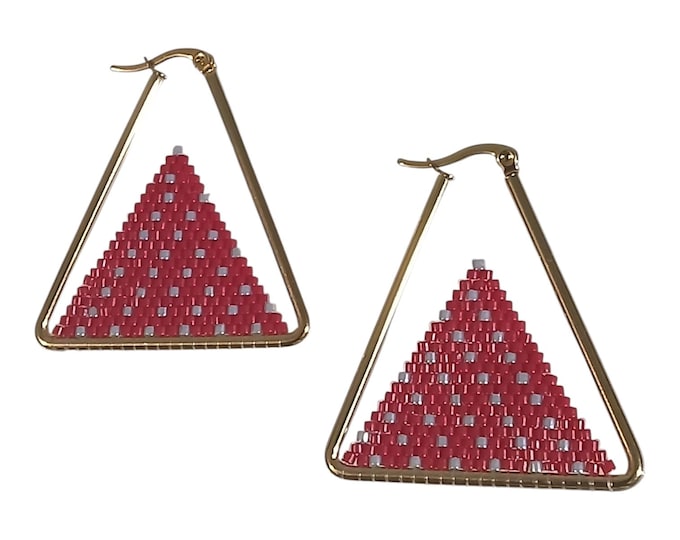 Red pyramid triangle hoop