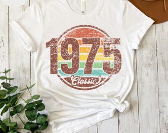 Retro 1975 T-Shirt | 51st Birthday Shirt | Retro 1975 Classic Tee | 51st Birthday Gift for Women & Men | 51st Birthday Wear Party Tshirt