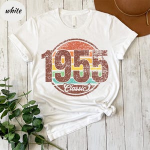 Retro 1955 T-Shirt | 70th Birthday Shirt | Vintage 1955 Classic Tee | 70th Birthday Gift for Women & Men | 70th Birthday Wear Party Tshirt