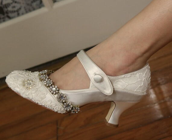 Jazzy .. Ivory 1920s wedding shoes 