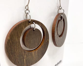 Groovy Wood Earrings: Atomic Mid-Century Modern Dangle Earrings