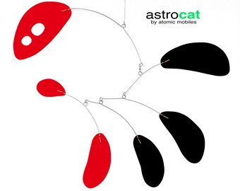 CHARMANT AstroCat Red + Black Mid Century Modern Mobile - Sculpture d’art cinétique de style MCM pour la décoration intérieure mod - excellente idée cadeau !