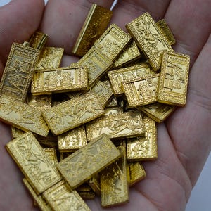 40 Gold Metal Trade Bars, Game Coins, TTRPG Accessories, Dungeons and Dragons & Tabletop RPG Games, Board Game Token