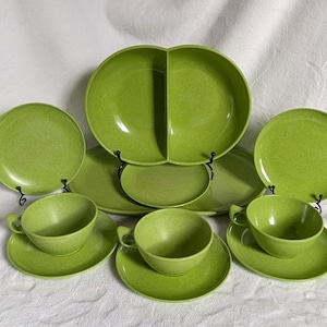 Vintage Lime Green Melmac Color Flyte by Branchell St.Louis Lot of 11 Pieces