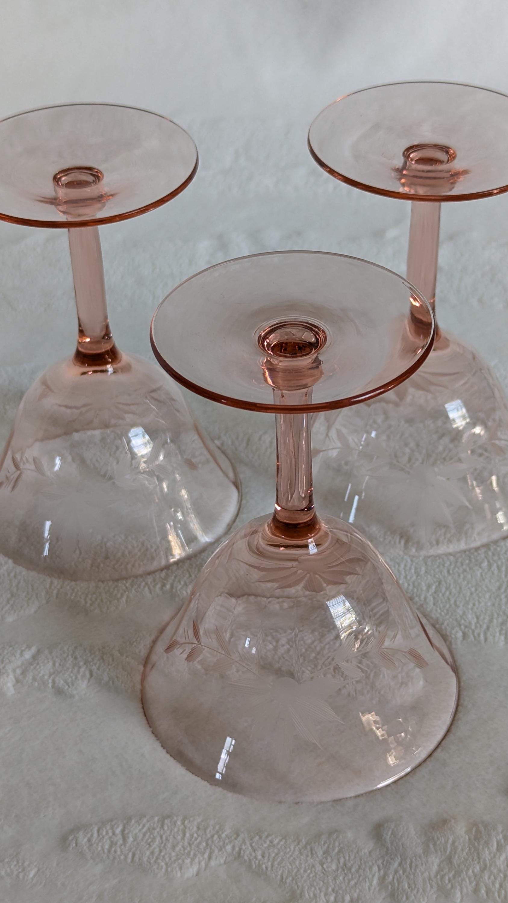 Vintage Pink Depression Glass Etched Leaves Champagne/wine