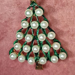 Christmas Tree Shaped Brooch Adorned with Faux Pearls