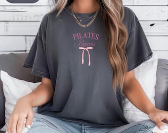 Pilates Princess T-shirt | Rosa balettstång med grafik