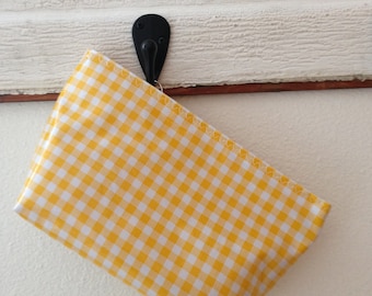 Beth's Small Gingham Oilcloth Cosmetic Bag Pouch
