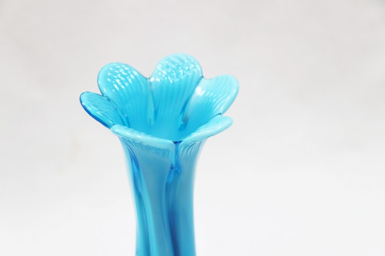 Vintage Blue Glass Bud Vase Hand Blown Art Glass Vase Fluted Etsy